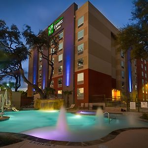 Holiday Inn Express & Suites San Antonio Medical Center North, An Ihg Hotel